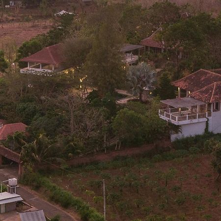 Bangsring Breeze Hotel Banyuwangi  Kültér fotó